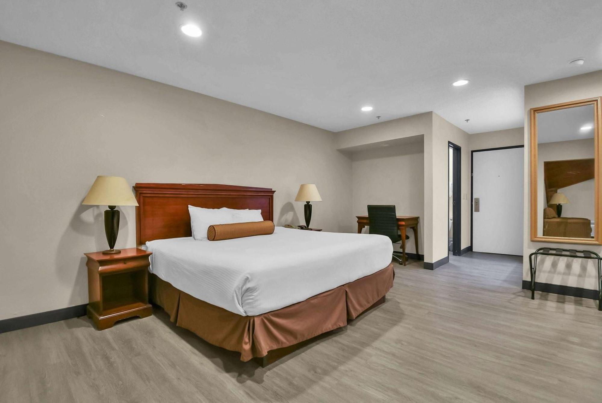 Hotel Baymont By Wyndham Zanesville