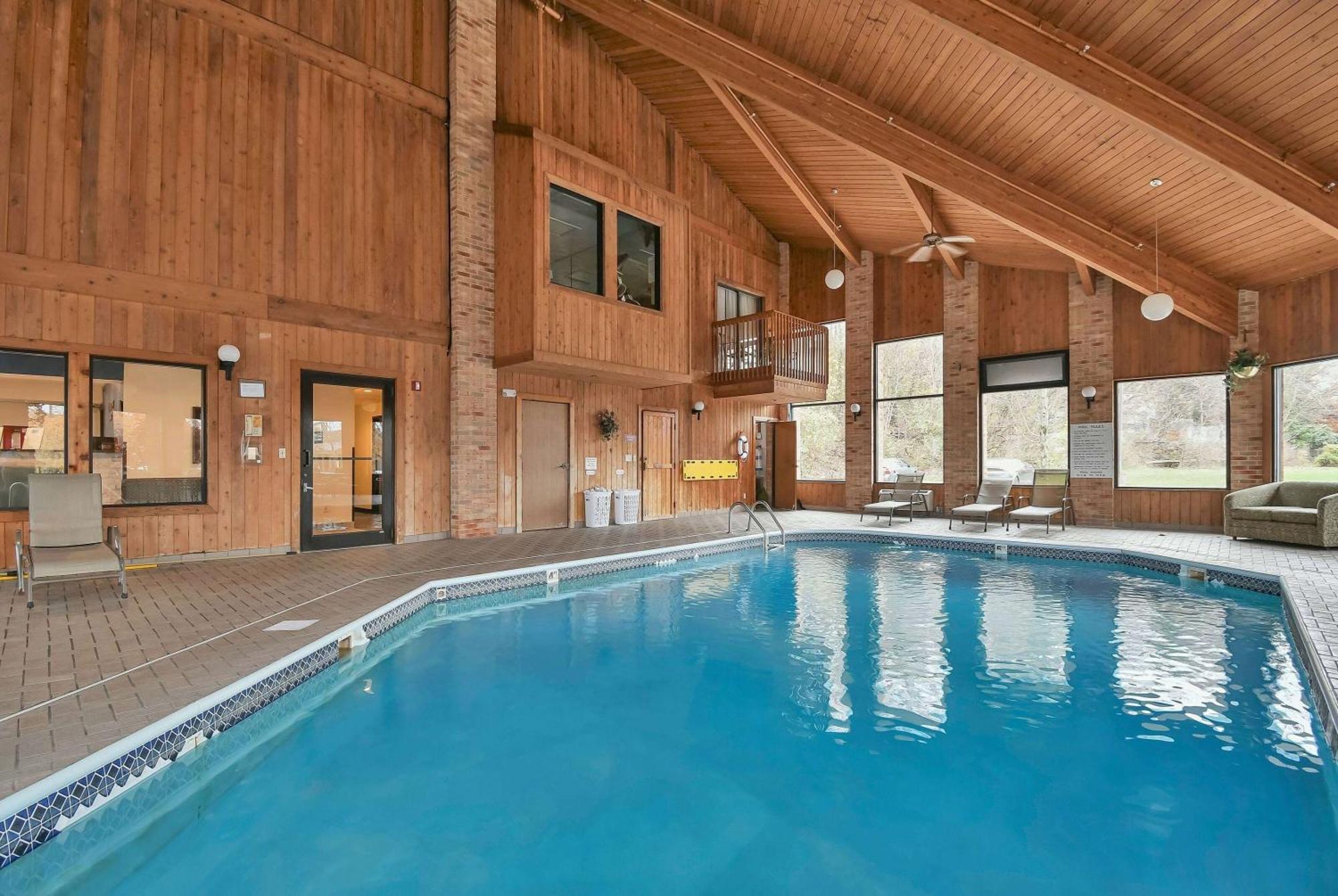 Baymont By Wyndham