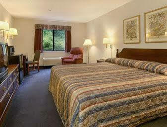 Hotel Baymont By Wyndham Zanesville
